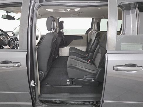 Used 2017 Dodge Grand Caravan SE w/ Power Window Group image 20