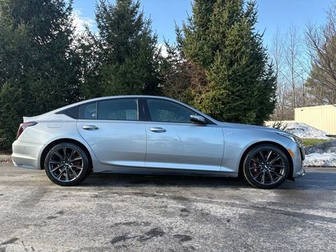 Used 2024 Cadillac CT5 V w/ Super Cruise 2 Package image 8