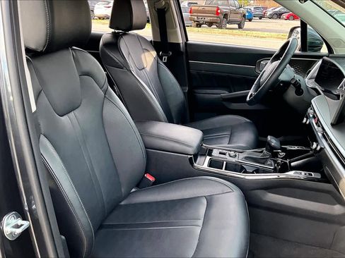 Used 2024 Kia Sorento SX image 8