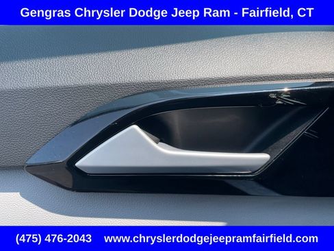 Used 2024 Volkswagen Taos S AWD/4WD image 32