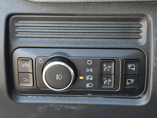 Used 2026 Ford F350 Platinum AWD/4WD image 9