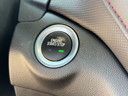 Used 2024 Chevrolet Equinox RS FWD image 27