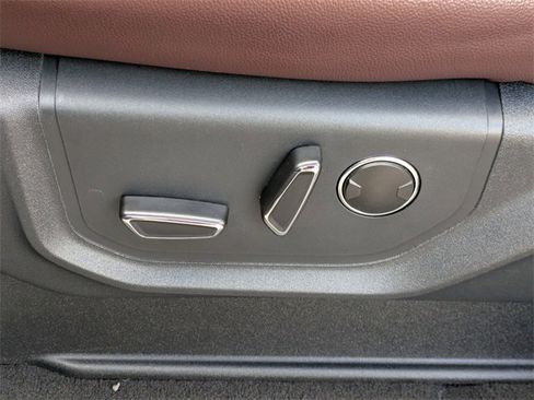 Used 2024 Ford Expedition Max Limited image 23