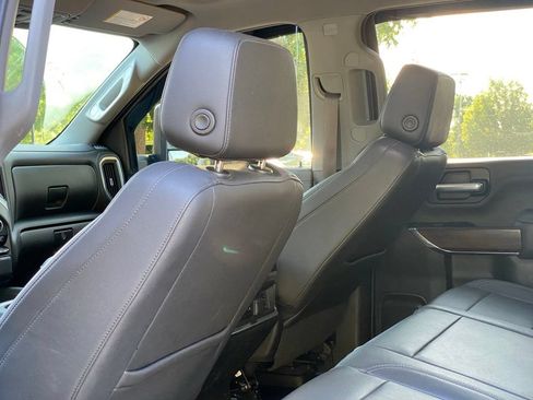 Used 2022 GMC Sierra 2500 SLT w/ SLT Premium Package AWD/4WD image 26