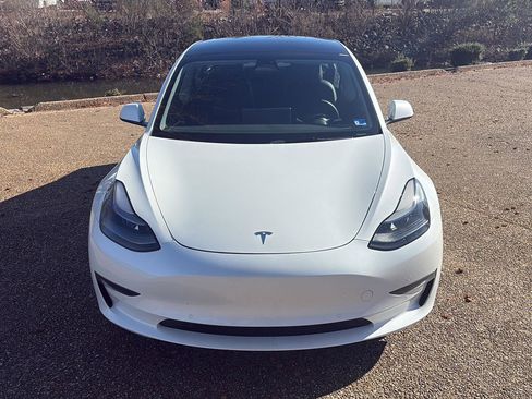 Used 2022 Tesla Model 3 Long Range image 14