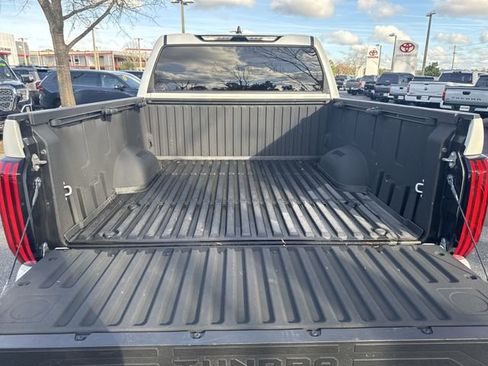 Used 2024 Toyota Tundra Limited image 31