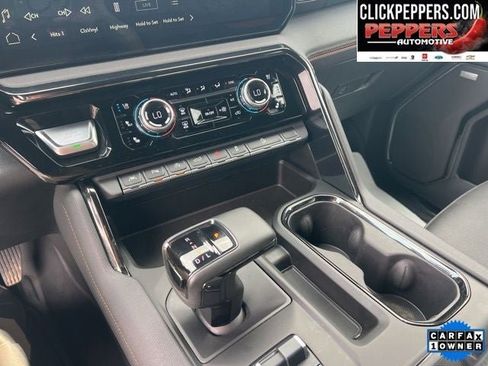 Used 2023 GMC Sierra 1500 AT4 w/ AT4 Premium Package AWD/4WD image 21