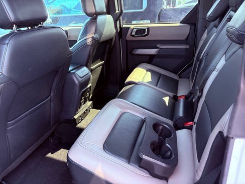 Used 2023 Ford Bronco Wildtrak AWD/4WD image 8