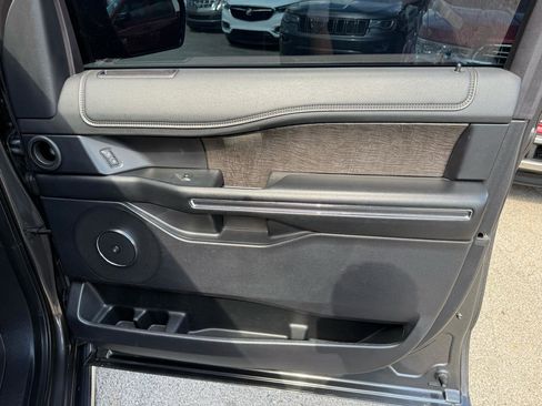 Used 2019 Ford Expedition Max Limited w/ Equipment Group 302A AWD/4WD image 35