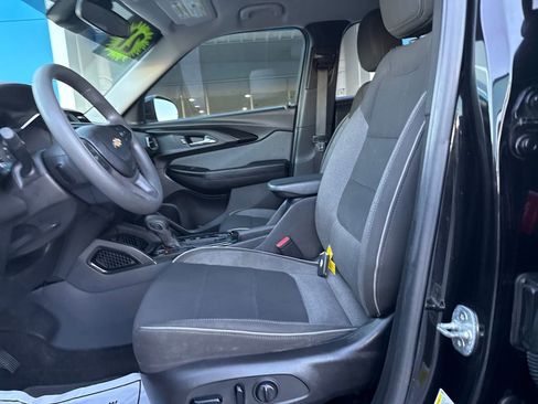 Used 2021 Chevrolet TrailBlazer LT image 10