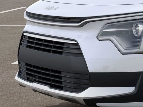 New 2026 Kia Niro LX FWD image 12