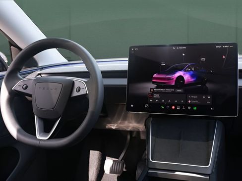 Used 2026 Tesla Model Y Long Range RWD image 34