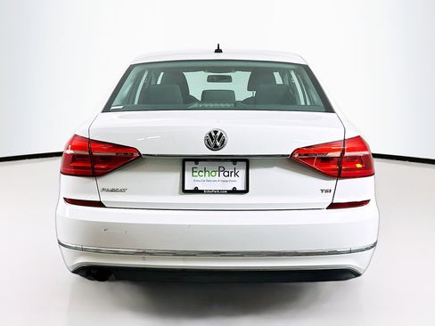 Used 2016 Volkswagen Passat 1.8T S FWD image 7