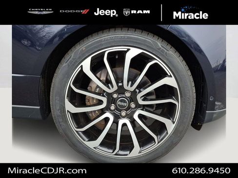 Used 2019 Land Rover Range Rover HSE image 9