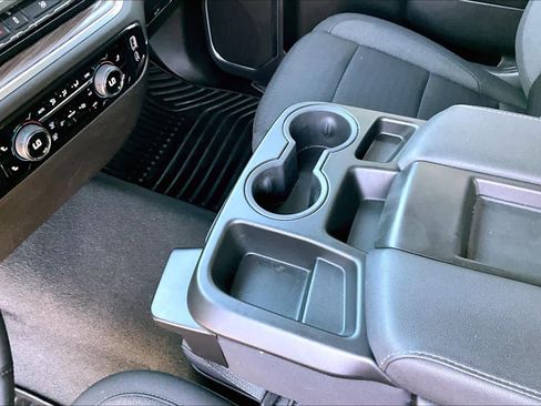 Used 2024 Chevrolet Silverado 1500 LT AWD/4WD image 17