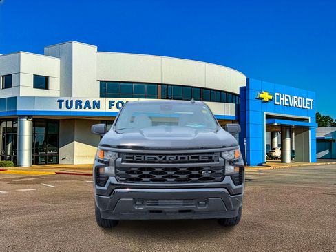 Used 2024 Chevrolet Silverado 1500 Custom w/ Rally Edition AWD/4WD image 10