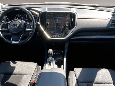 Used 2024 Subaru Ascent Premium w/ Convenience Package AWD/4WD image 7
