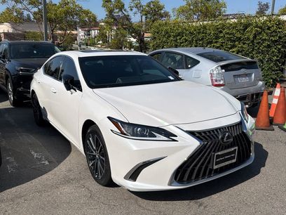 Used 2024 Lexus ES 300h w/ Premium Package
