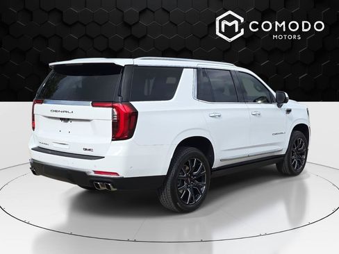Used 2025 GMC Yukon Denali w/ Denali Reserve Package AWD/4WD image 3