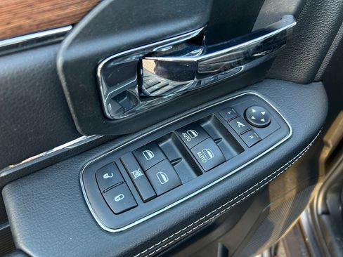 Used 2018 RAM 2500 Laramie w/ Convenience Group image 23