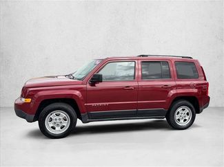 Used 2014 Jeep Patriot Sport w/ Power Value Group FWD video 4