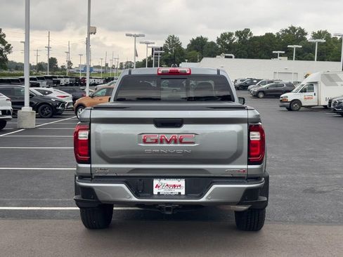 Used 2023 GMC Canyon AT4 w/ AT4 Premium Package AWD/4WD image 4