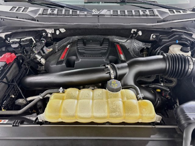 Used 2019 Ford F150 Raptor w/ Equipment Group 802A Luxury AWD/4WD image 36