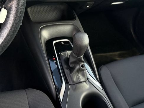 Used 2024 Toyota Corolla LE FWD image 22