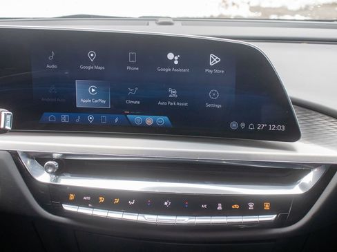 Used 2023 Cadillac Lyriq 2WD image 15