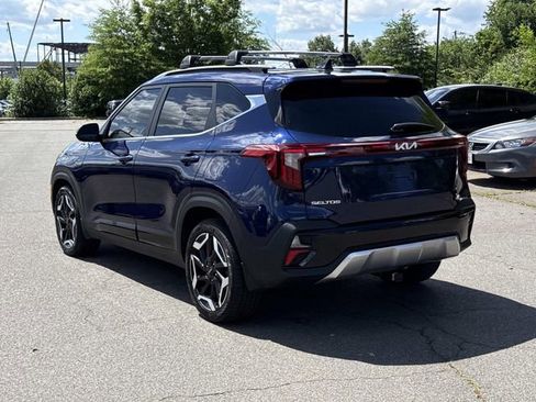 Used 2024 Kia Seltos SX w/ SX Sunroof Package AWD/4WD image 4