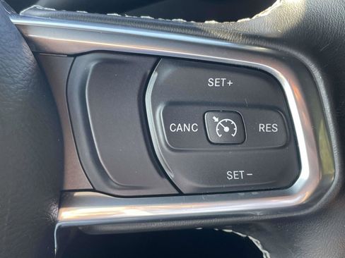 Used 2021 Jeep Wrangler Unlimited Sahara w/ Safety Group image 10