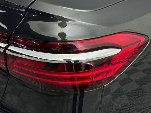 Used 2023 Audi A8 L 3.0T w/ Comfort Plus Package image 33