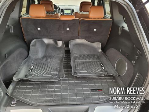 Used 2018 Jeep Grand Cherokee SRT w/ Trailer Tow Group IV image 19