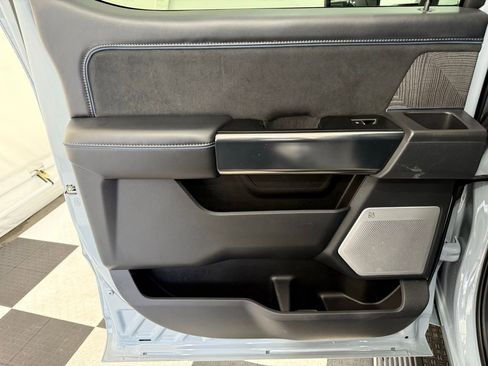 Certified 2025 Ford F450 Platinum image 17