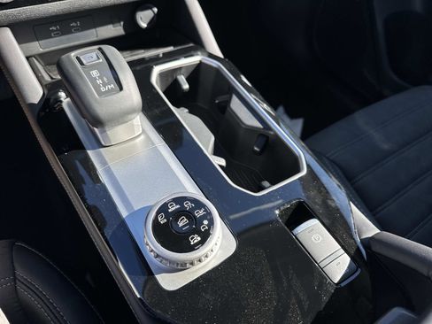 New 2026 Mitsubishi Outlander AWD image 23