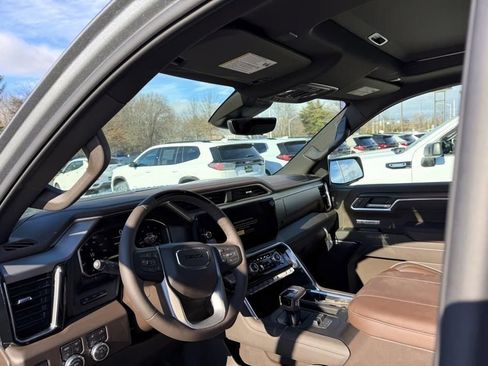 New 2026 GMC Sierra 1500 Denali AWD/4WD image 13