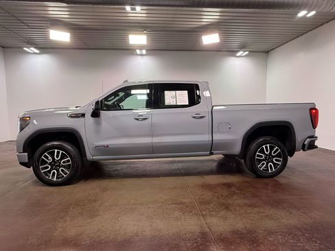Used 2025 GMC Sierra 1500 AT4 w/ AT4 Preferred Package AWD/4WD image 28