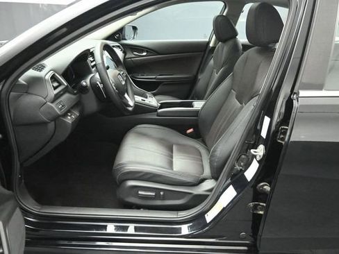 Used 2019 Honda Insight Touring image 10