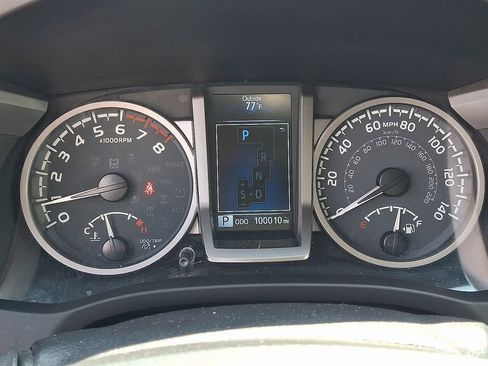 Used 2023 Toyota Tacoma SR5 AWD/4WD image 25