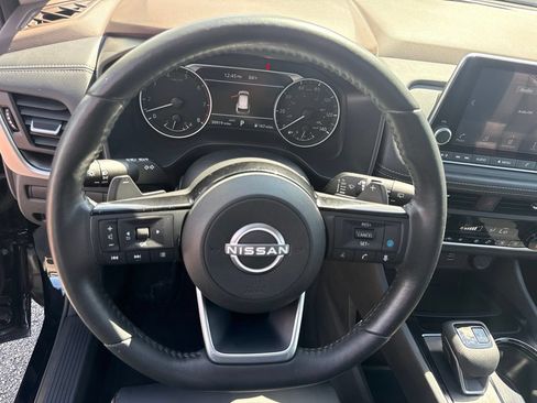 Certified 2023 Nissan Rogue SV w/ SV Premium B Package AWD/4WD image 7