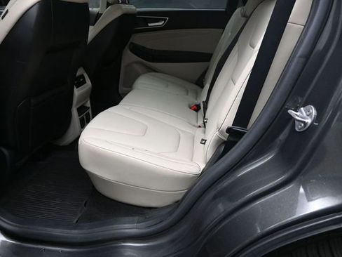 Used 2019 Ford Edge Titanium w/ Cold Weather Package image 16