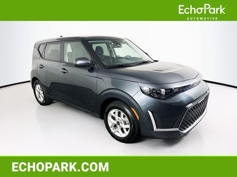 Used 2025 Kia Soul LX w/ LX Technology Package image 1