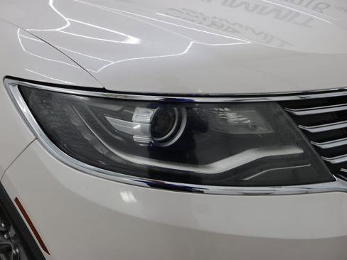 Used 2016 Lincoln MKX Reserve w/ Technology Package AWD/4WD image 24