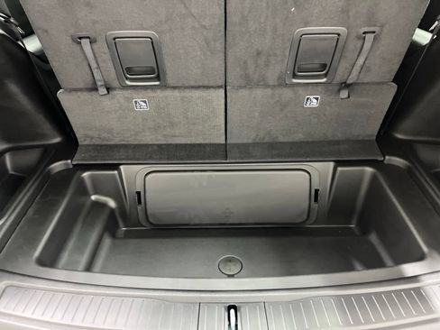 New 2026 Jeep Grand Cherokee L Laredo RWD image 26