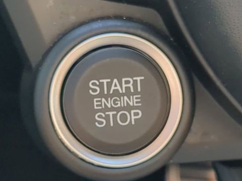 Used 2024 Alfa Romeo Stelvio Veloce image 35