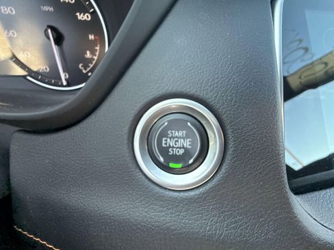 Certified 2023 Cadillac XT4 Sport w/ Cold Weather Package image 20