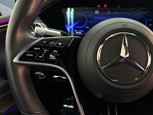 Certified 2023 Mercedes-Benz EQS 580 4MATIC Sedan image 15
