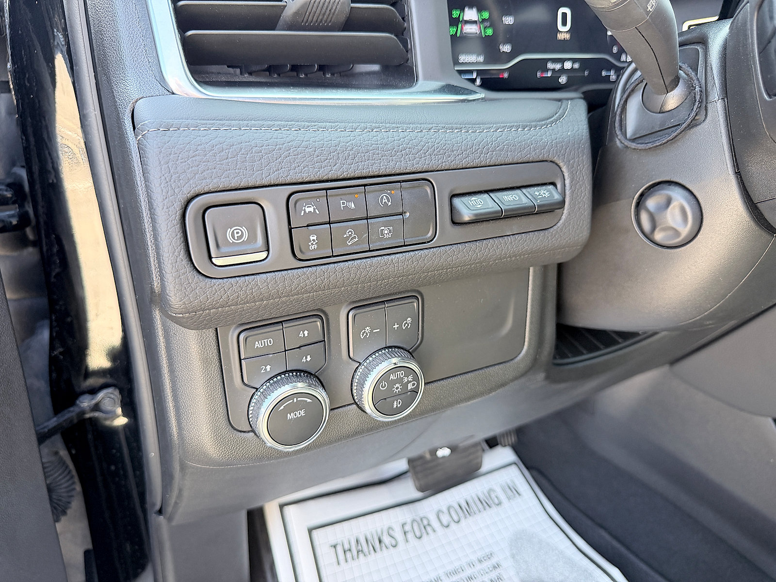 Used 2024 GMC Yukon Denali AWD/4WD image 29