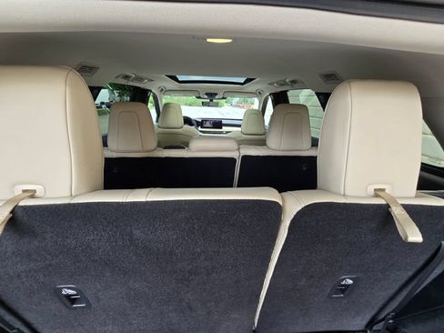 Used 2023 INFINITI QX60 Sensory w/ Vision Package AWD/4WD image 41