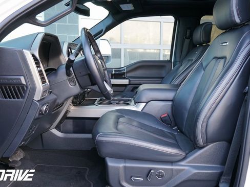 Used 2022 Ford F350 Platinum image 23